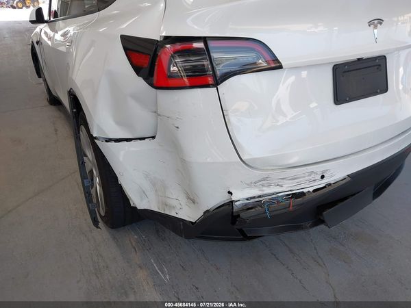 2020 TESLA MODEL Y