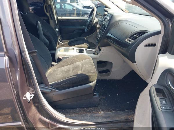 2015 DODGE GRAND CARAVAN SXT — I5