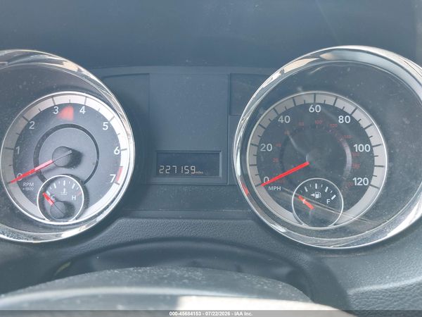 2015 DODGE GRAND CARAVAN SXT — I118