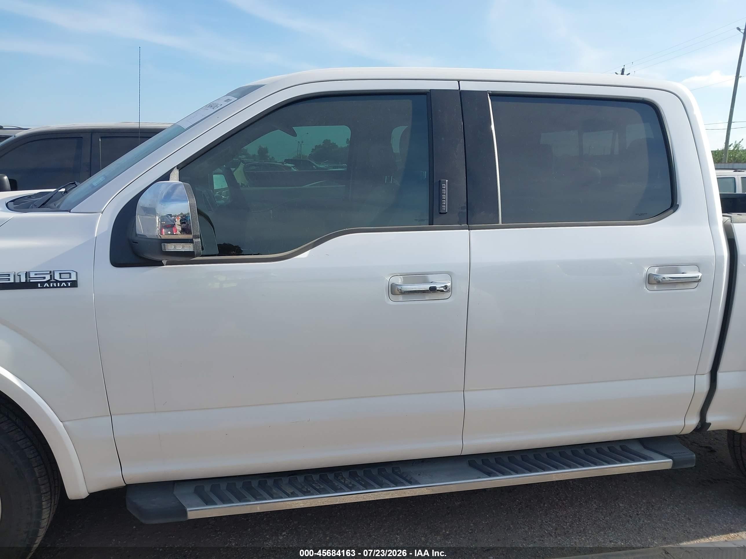 2019 FORD F-150 LARIAT
