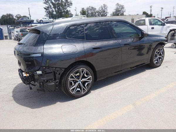 2025 BMW IX XDRIVE50