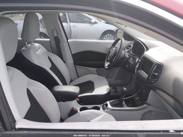 2019 JEEP COMPASS SUN AND WHEEL FWD