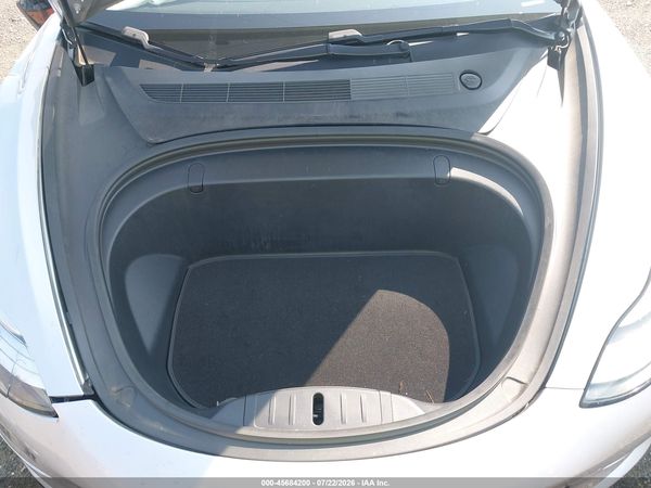 2018 TESLA MODEL 3 LONG RANGE/PERFORMANCE