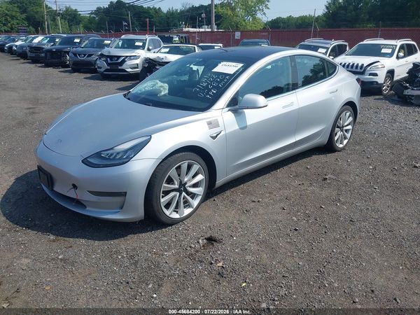 2018 TESLA MODEL 3 LONG RANGE/PERFORMANCE