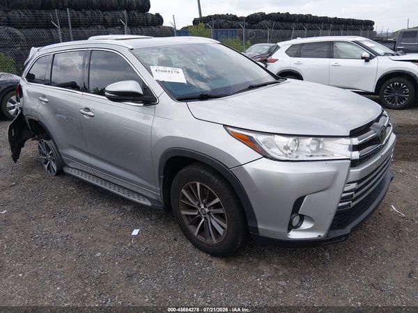 2018 TOYOTA HIGHLANDER XLE
