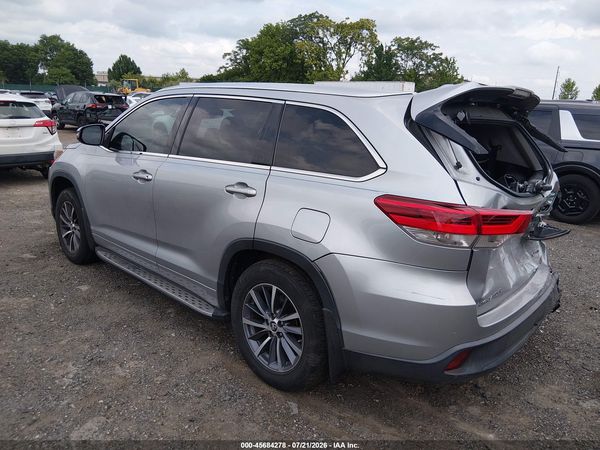 2018 TOYOTA HIGHLANDER XLE