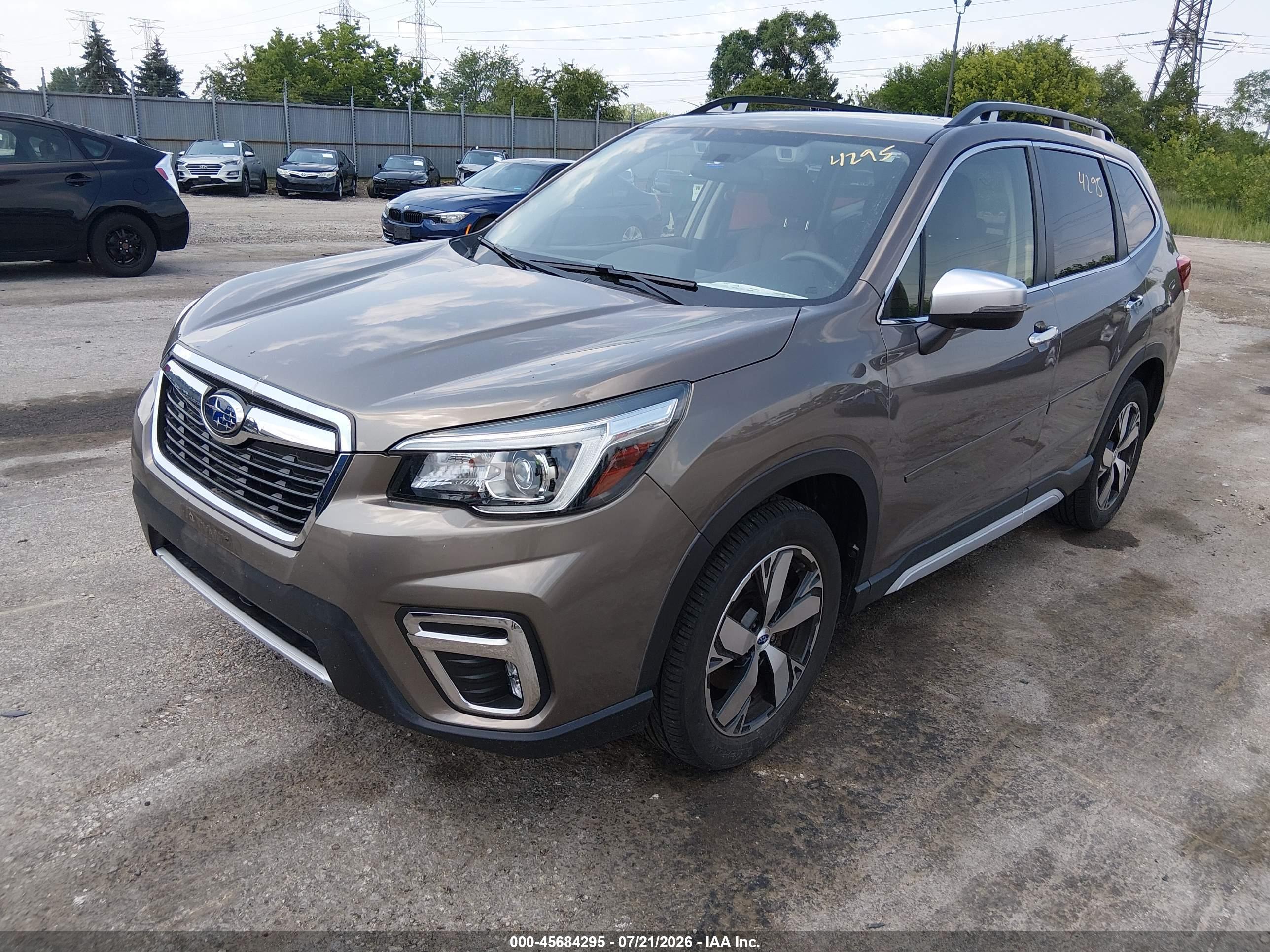 2019 SUBARU FORESTER TOURING — I2