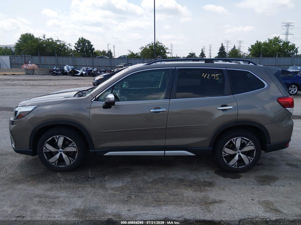 2019 SUBARU FORESTER TOURING — I117