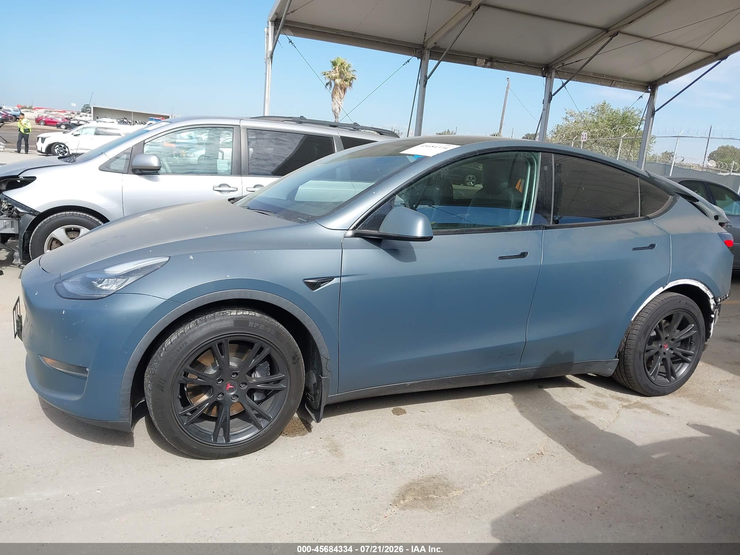 2020 TESLA MODEL Y