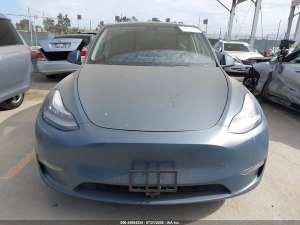 2020 TESLA MODEL Y