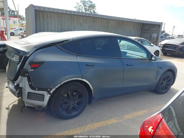2020 TESLA MODEL Y
