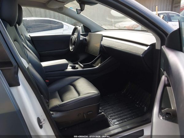 2020 TESLA MODEL Y