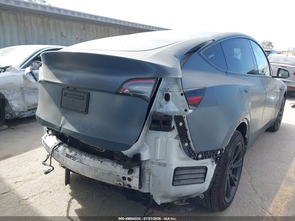 2020 TESLA MODEL Y