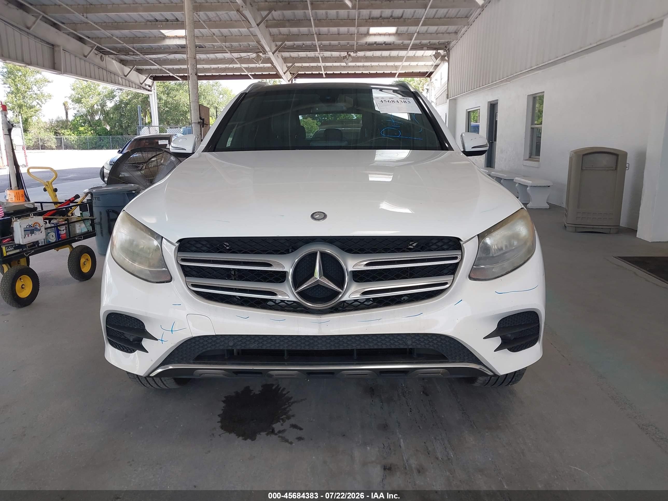 2016 MERCEDES-BENZ GLC 300 GLC300
