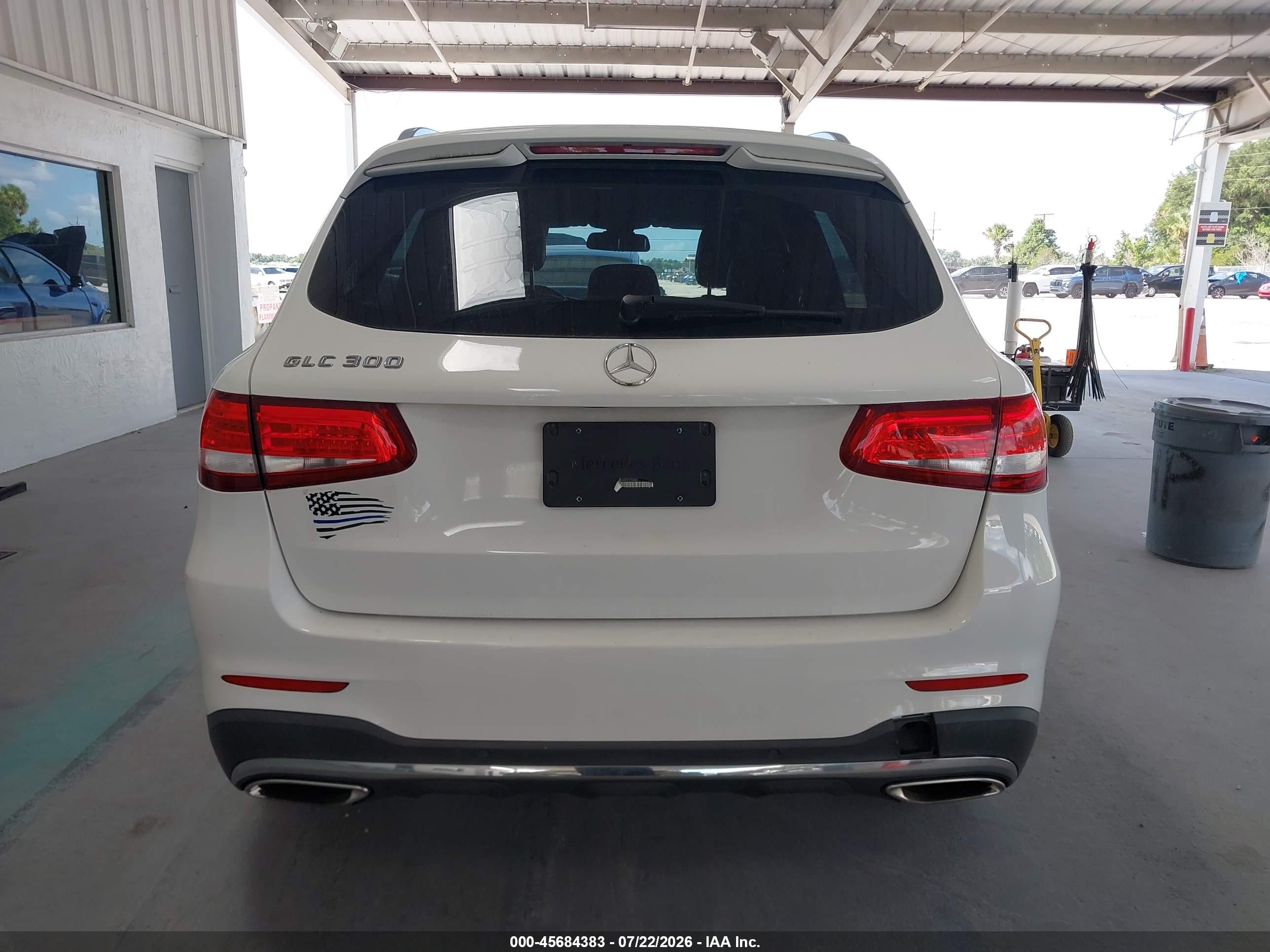 2016 MERCEDES-BENZ GLC 300 GLC300