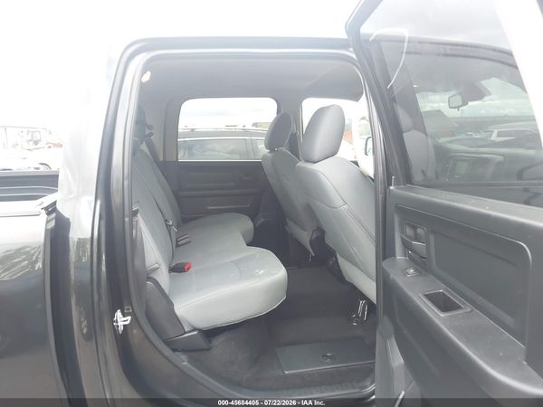 2016 RAM 1500 ST