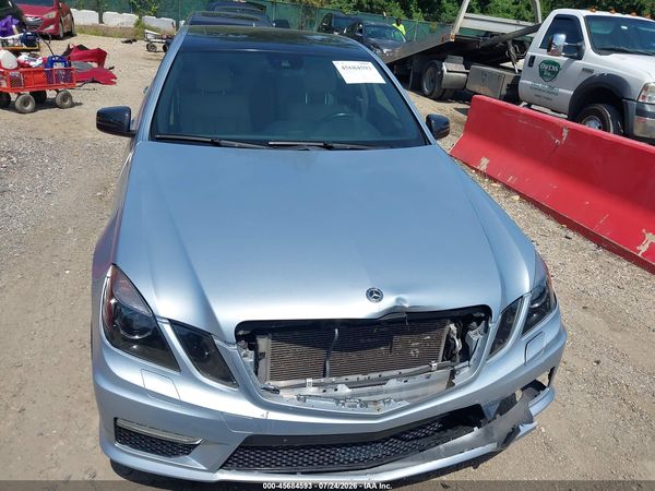 2013 MERCEDES-BENZ E 550 4MATIC