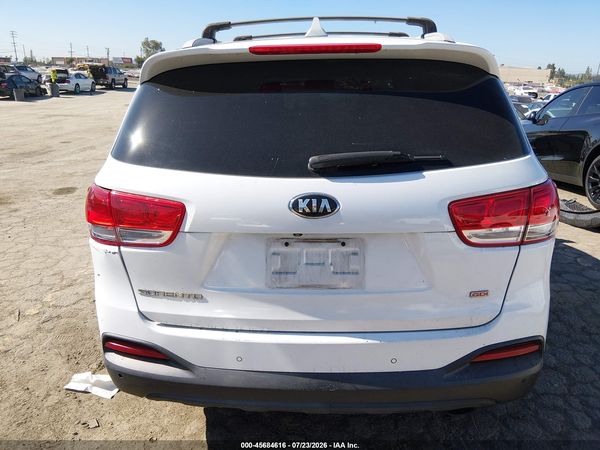 2017 KIA SORENTO 2.4L LX