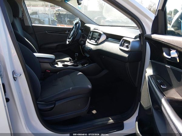 2017 KIA SORENTO 2.4L LX