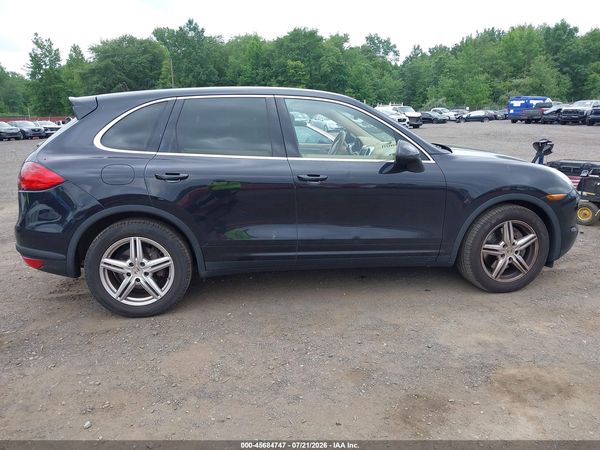 2013 PORSCHE CAYENNE
