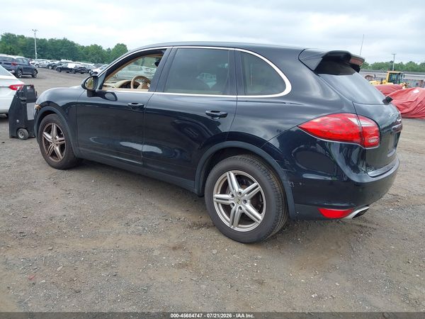 2013 PORSCHE CAYENNE