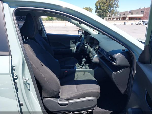 2024 HYUNDAI KONA SE
