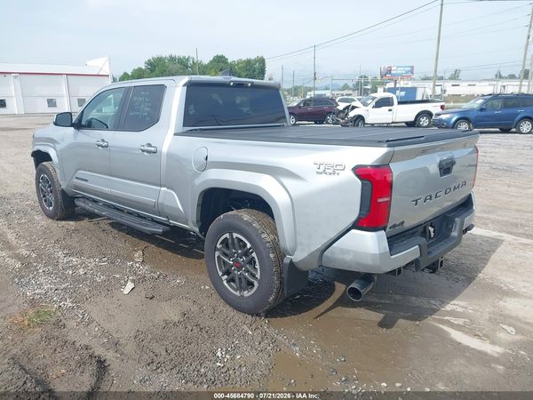2025 TOYOTA TACOMA TRD SPORT