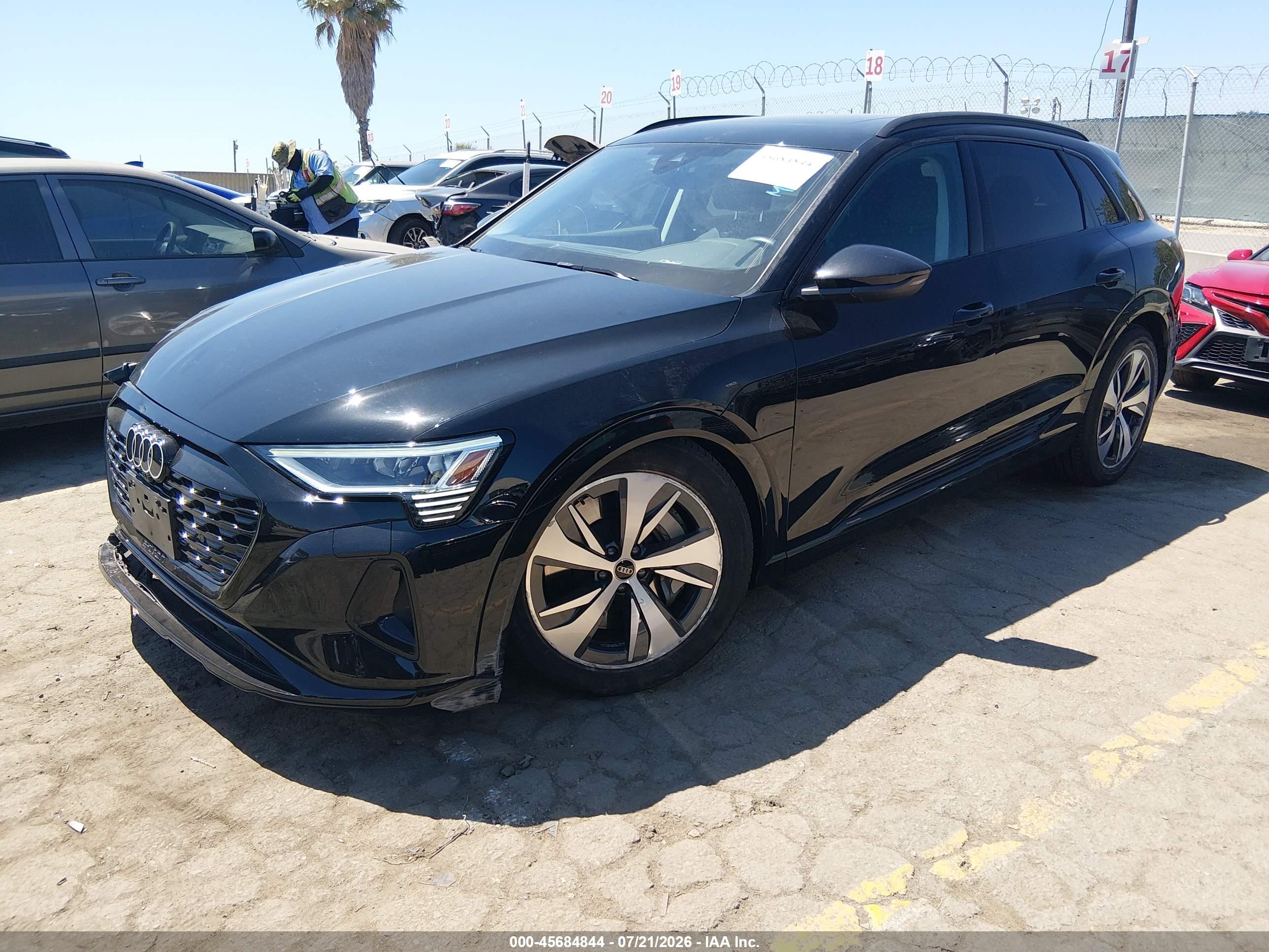 2024 AUDI Q8 E-TRON PREMIUM QUATTRO