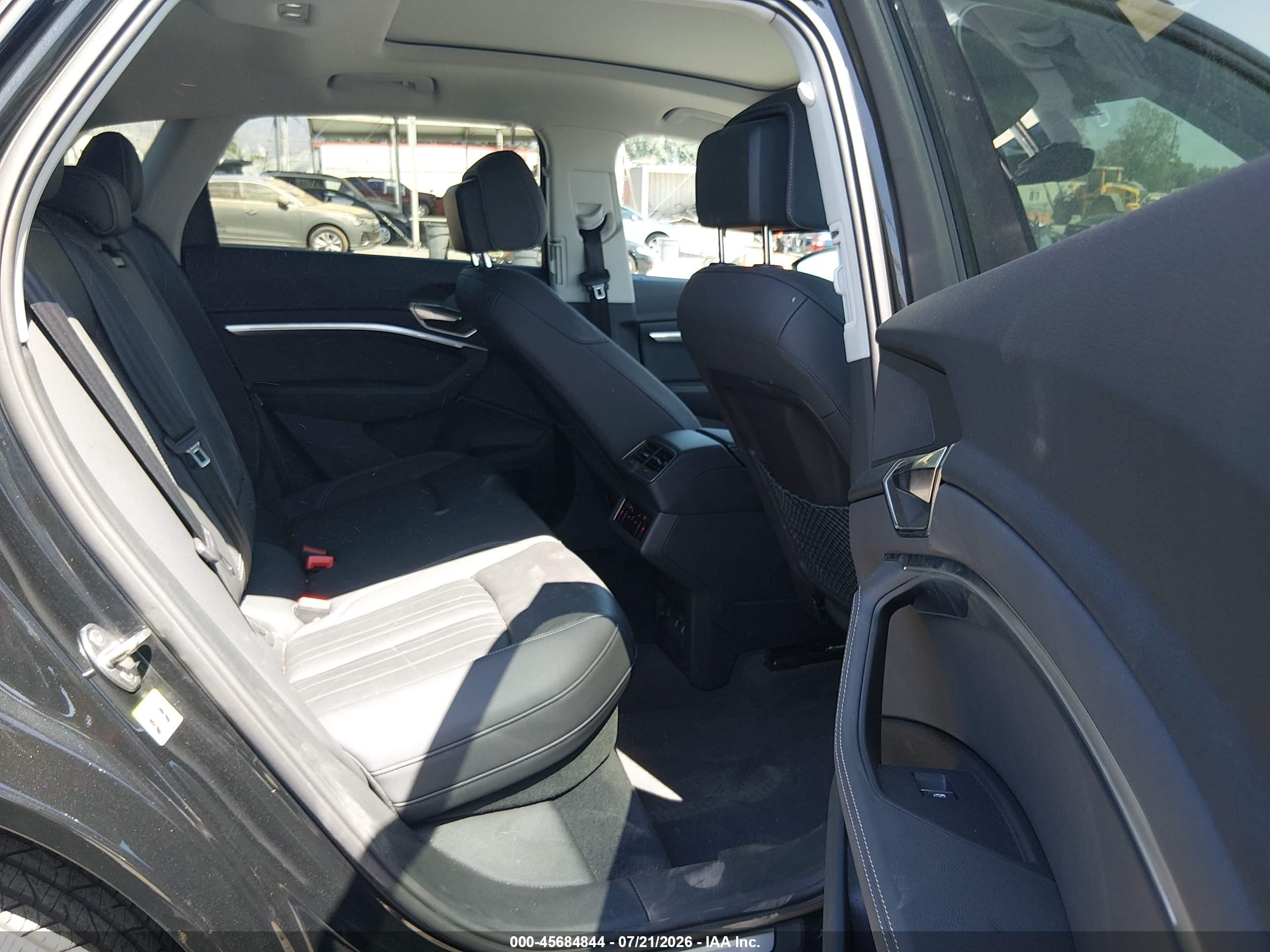 2024 AUDI Q8 E-TRON PREMIUM QUATTRO