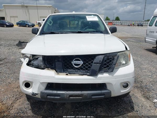 2018 NISSAN FRONTIER SV