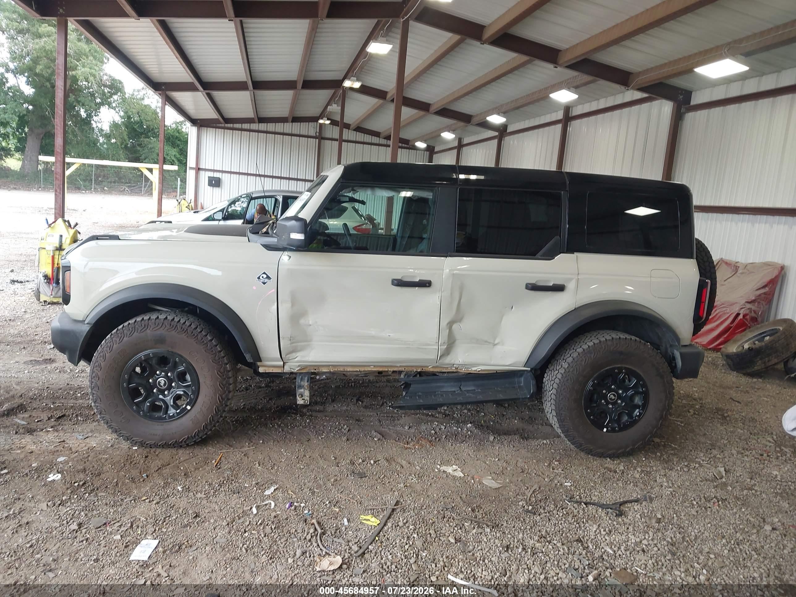 2025 FORD BRONCO OUTER BANKS