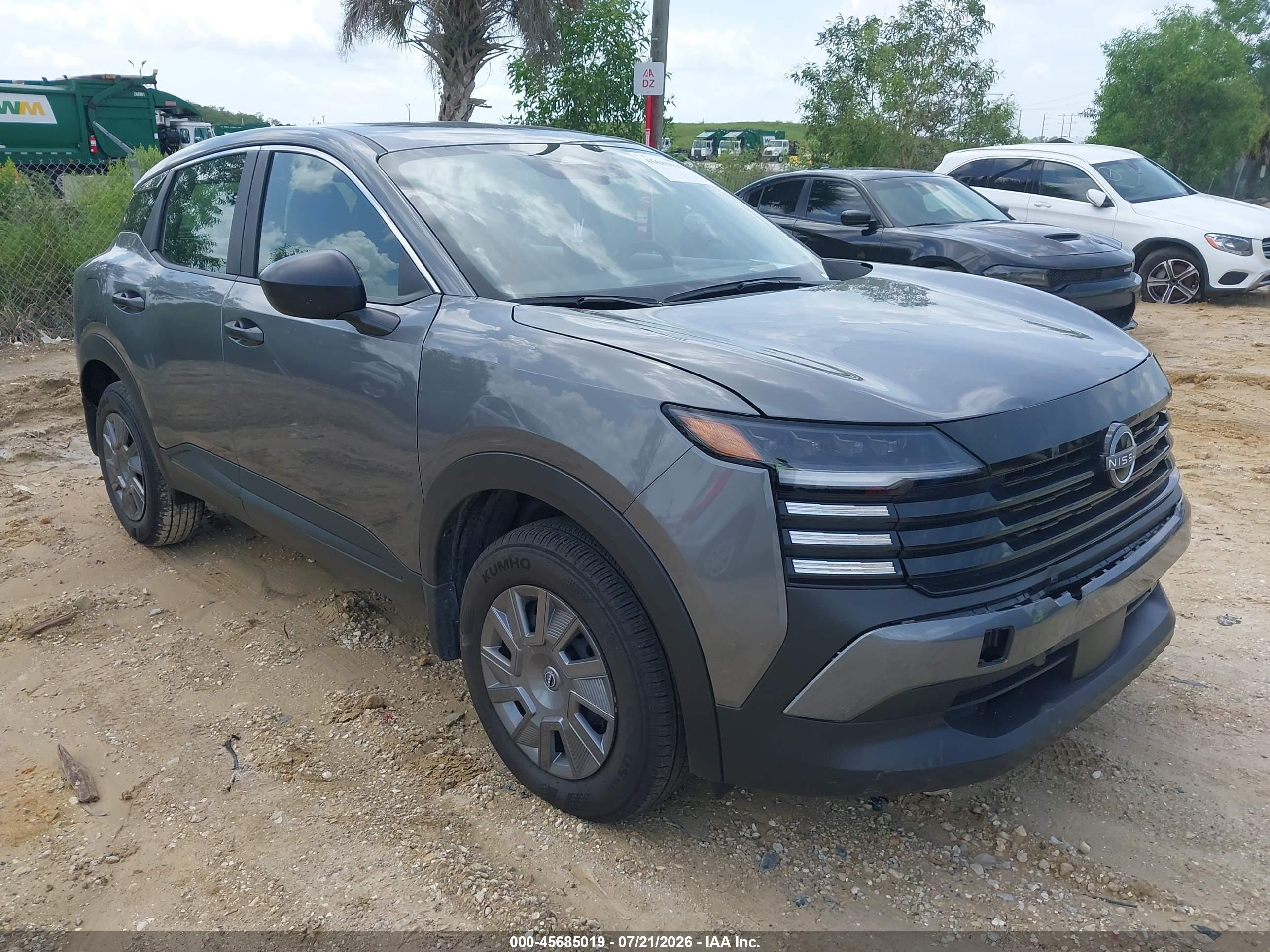 2026 NISSAN KICKS S
