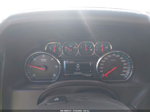 2015 CHEVROLET SUBURBAN LTZ — I7