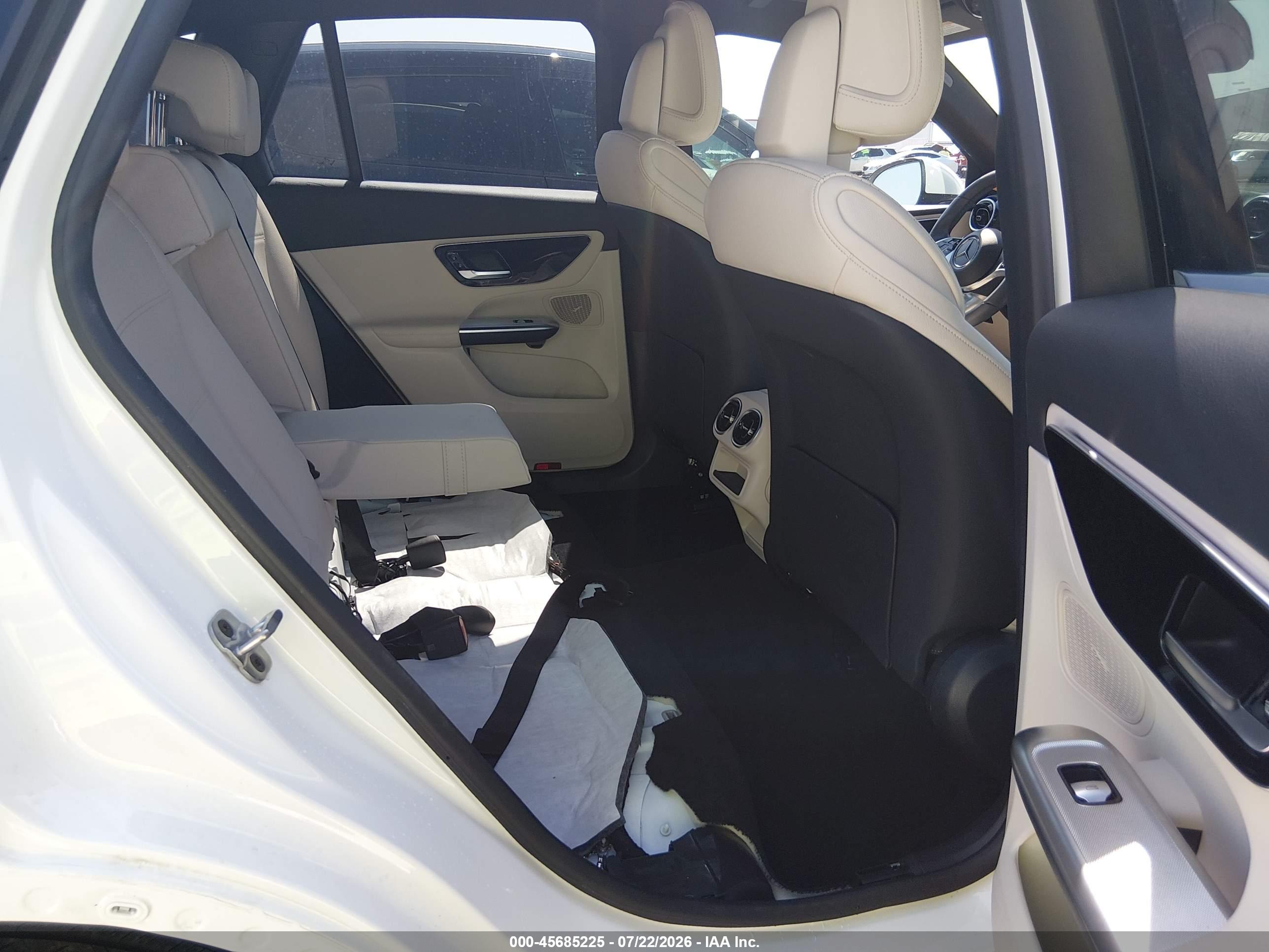 2025 MERCEDES-BENZ GLC 350E 4MATIC