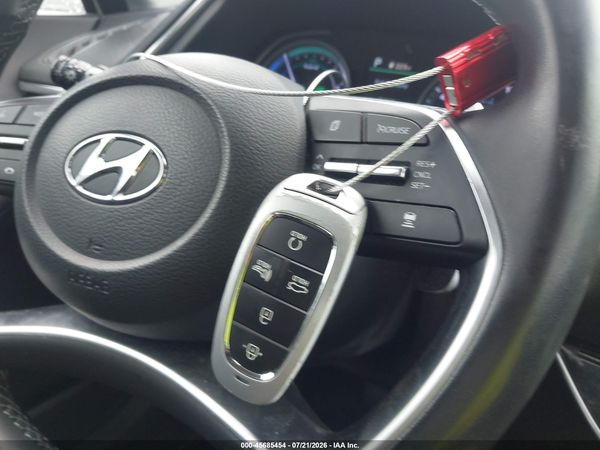 2022 HYUNDAI SONATA HYBRID SEL