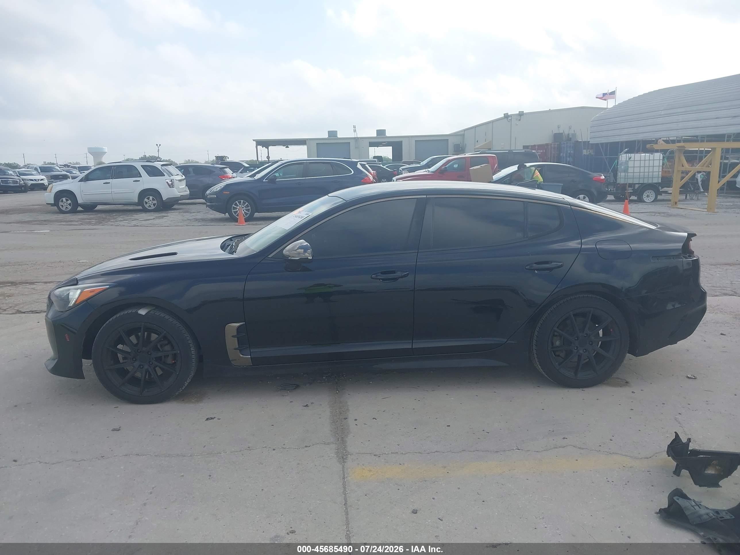 2020 KIA STINGER GT-LINE