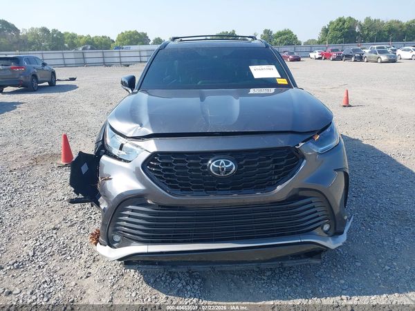 2023 TOYOTA HIGHLANDER XSE