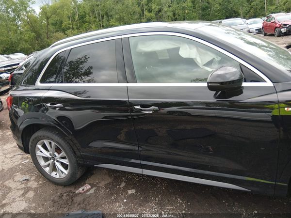 2022 AUDI Q3
