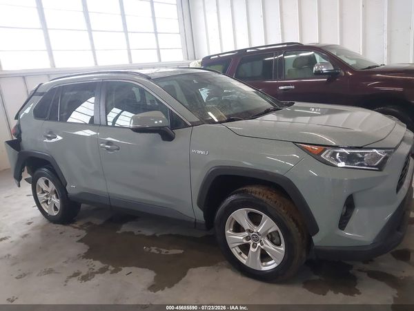 2020 TOYOTA RAV4 HYBRID XLE