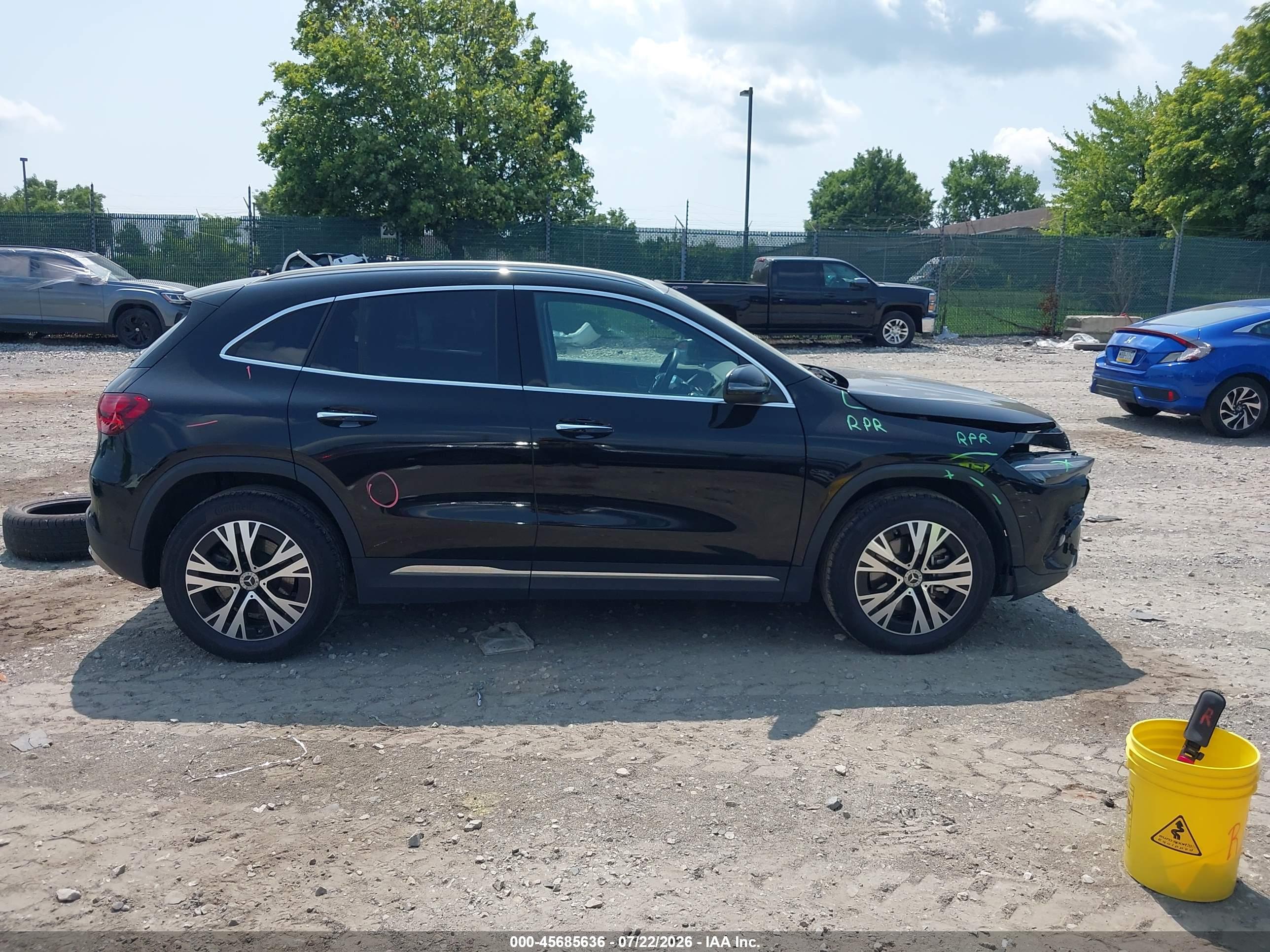 2025 MERCEDES-BENZ GLA 250 4MATIC