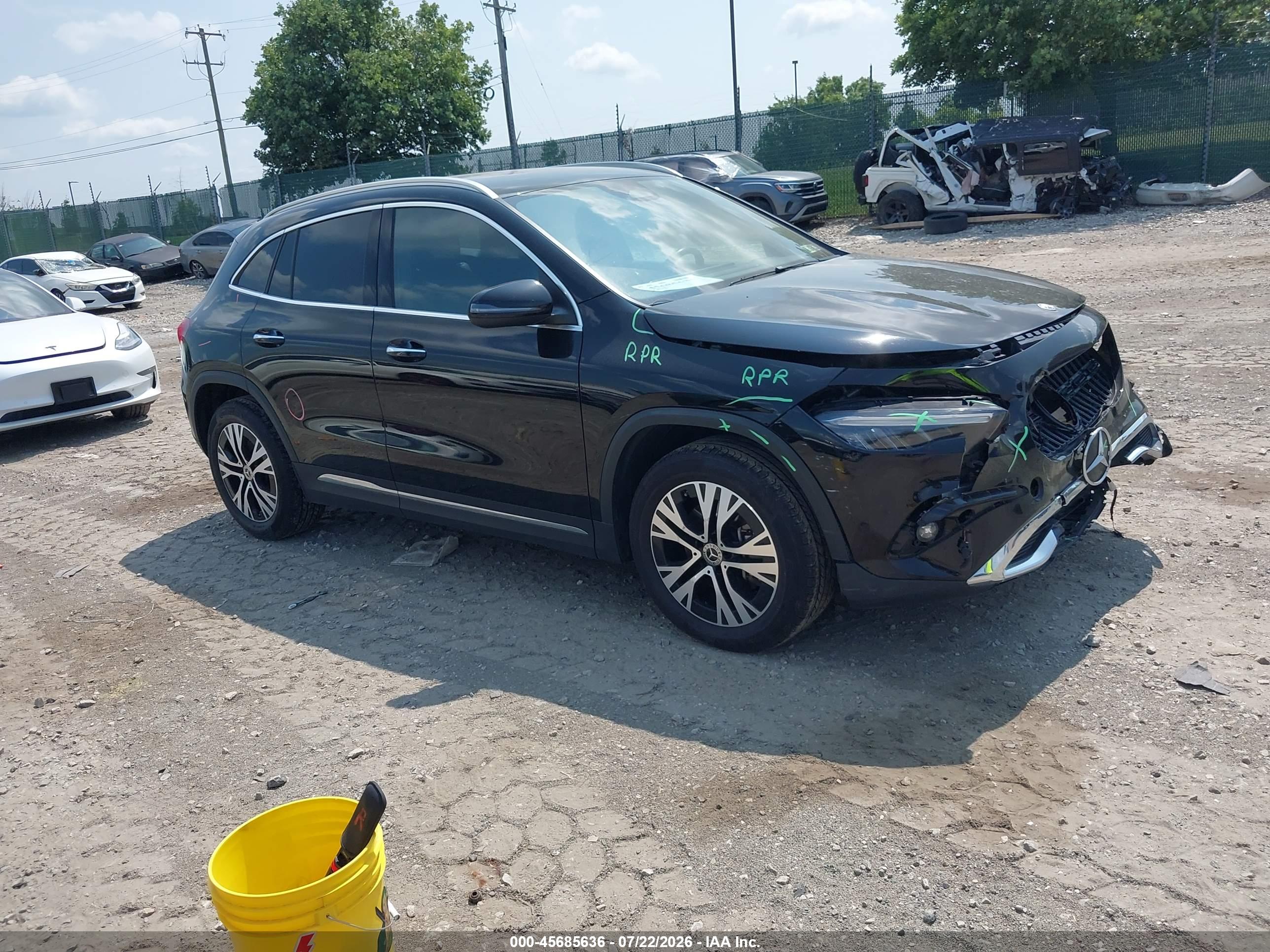 2025 MERCEDES-BENZ GLA 250 4MATIC