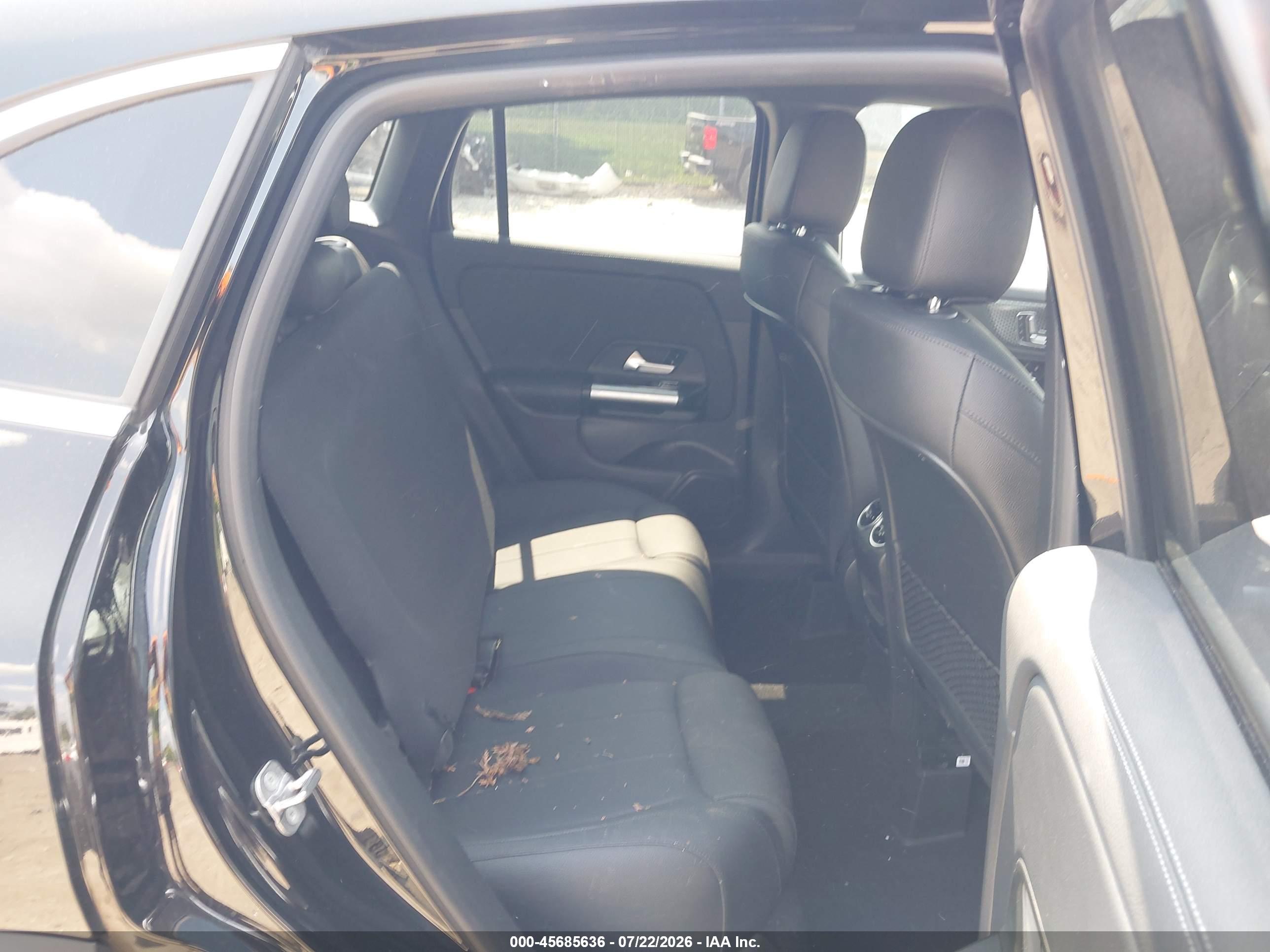 2025 MERCEDES-BENZ GLA 250 4MATIC
