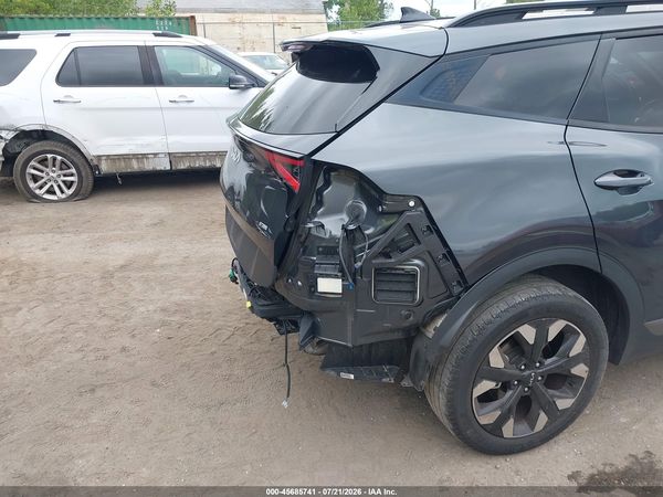 2023 KIA SPORTAGE X-LINE