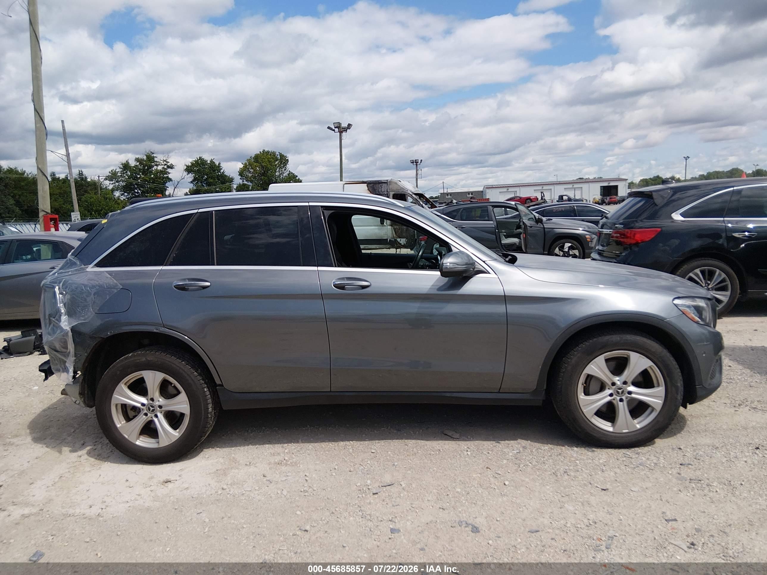 2018 MERCEDES-BENZ GLC 300 GLC300