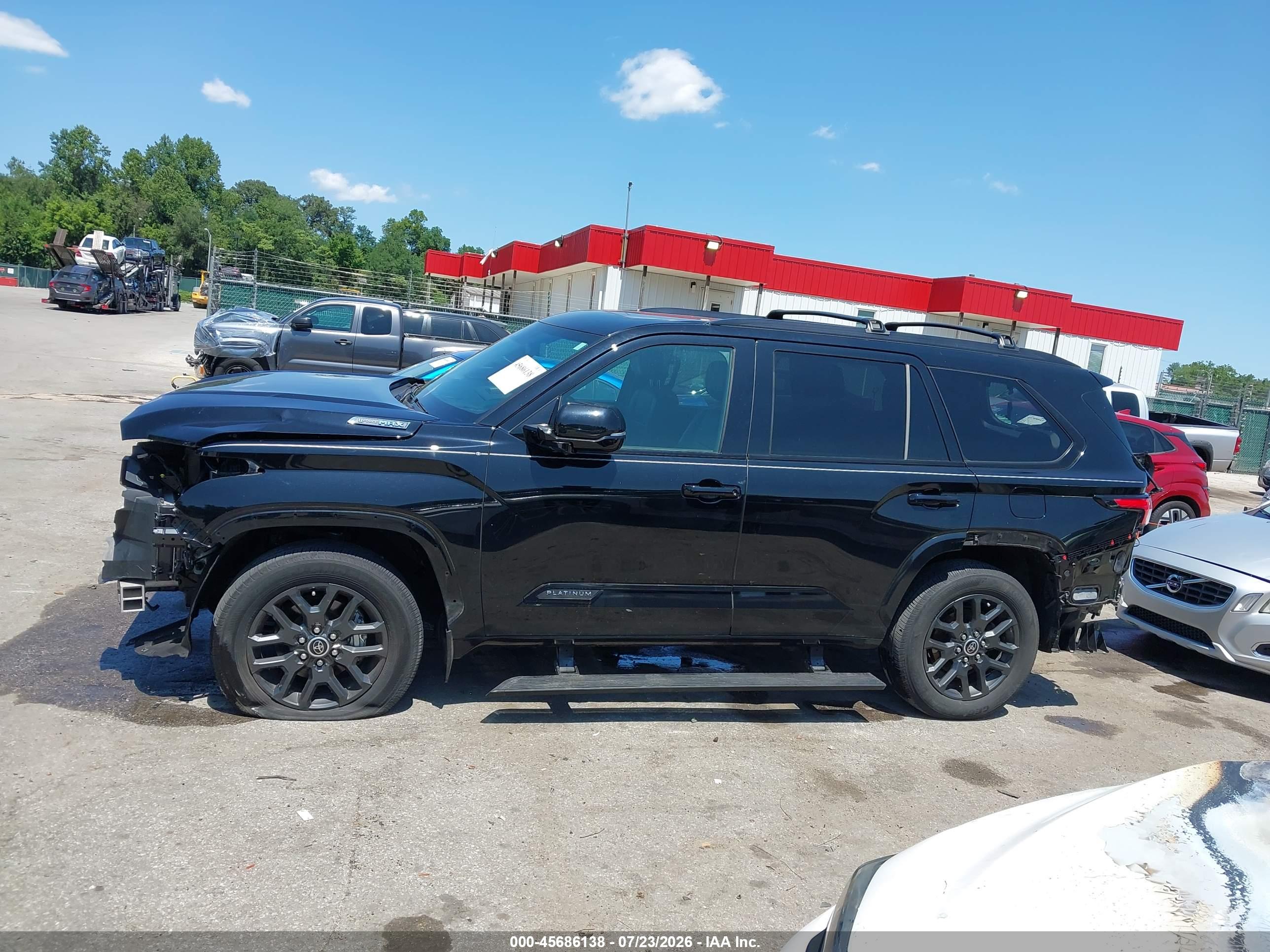 2023 TOYOTA SEQUOIA PLATINUM