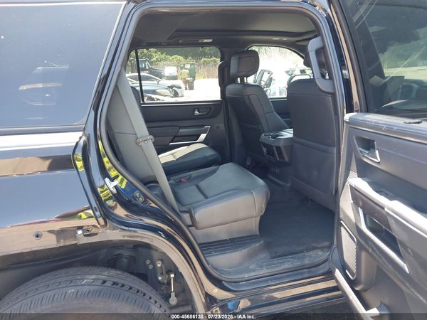 2023 TOYOTA SEQUOIA PLATINUM
