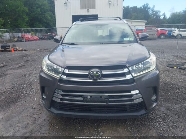 2019 TOYOTA HIGHLANDER LIMITED