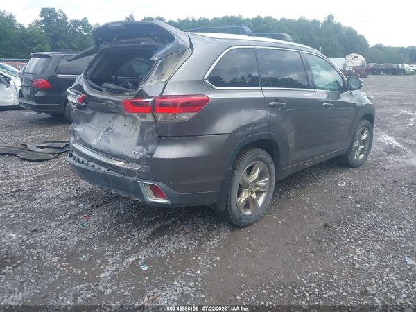 2019 TOYOTA HIGHLANDER LIMITED