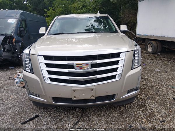 2016 CADILLAC ESCALADE ESV LUXURY COLLECTION