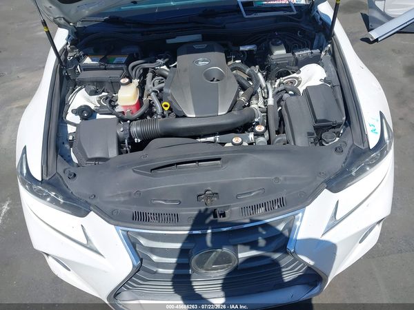 2018 LEXUS IS 300